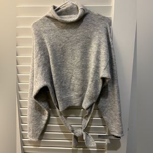 Aritzia Wilfred gray Lorin sweater